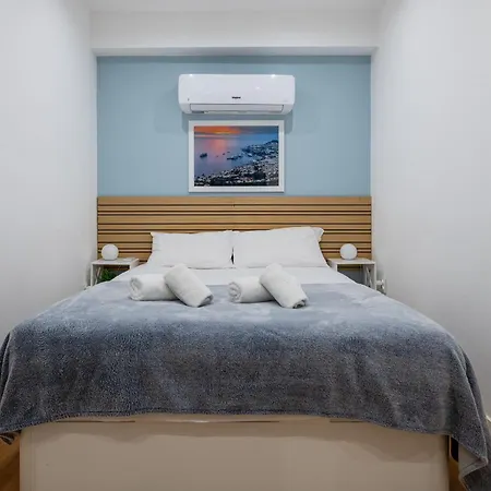 Madeira House By Mathias *