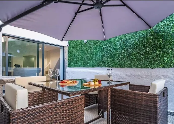 Madeira House By Mathias Apartament